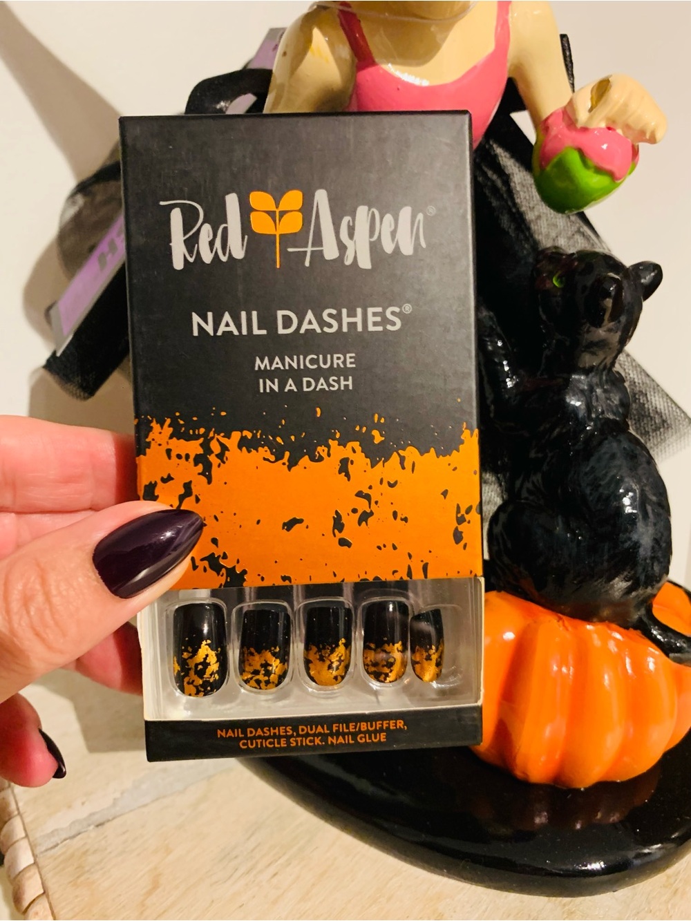 Red Aspen Nail Dashes